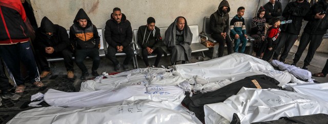 Photo de Palestiniens veillant des morts.