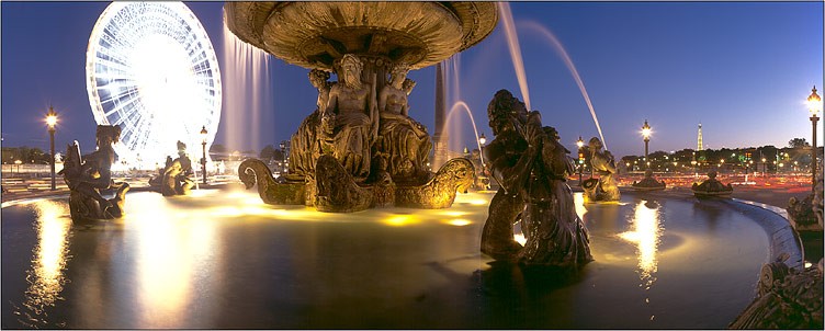 photo de splendide fontaine dans Paris, ville de lumières