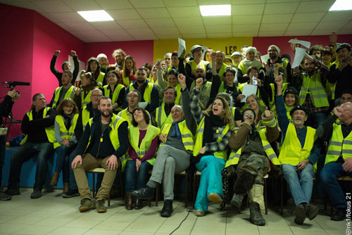 Photo d'assemblée de Gilets jaunes en janvier 2019.