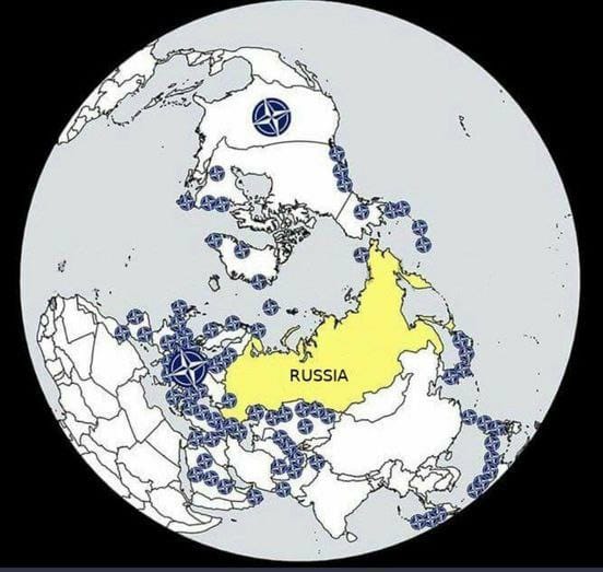 Carte de hémisphère nord de la Terre avec Russie et zones OTAN.