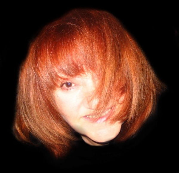 Photo du visage de feu Odette BEAUDRY en 2007 sur fond noir.